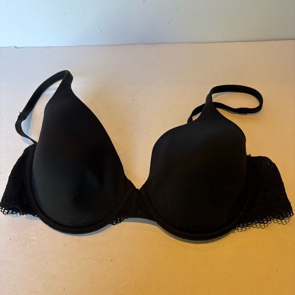 Soma Black bra with Lace Detail Underwire, padded Size 36C
